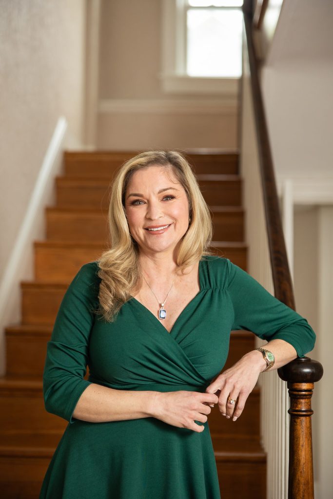 Elizabeth Wood-Hanna